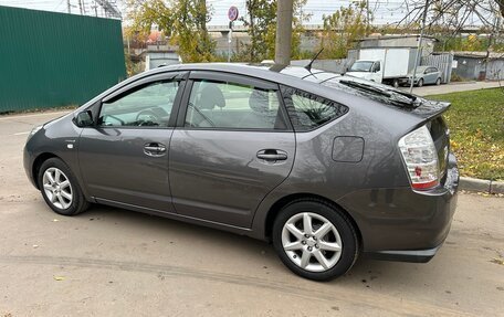 Toyota Prius, 2008 год, 850 000 рублей, 4 фотография