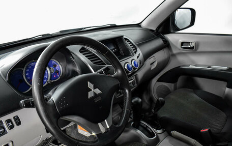 Mitsubishi L200 IV рестайлинг, 2008 год, 825 000 рублей, 9 фотография