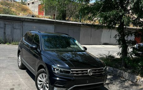 Volkswagen Tiguan II, 2018 год, 3 250 000 рублей, 6 фотография