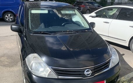 Nissan Tiida, 2010 год, 700 000 рублей, 2 фотография