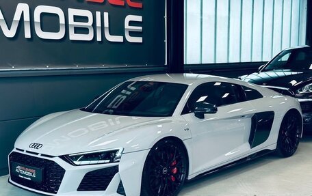 Audi R8, 2021 год, 16 200 999 рублей, 3 фотография