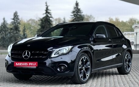 Mercedes-Benz GLA, 2019 год, 3 090 000 рублей, 12 фотография