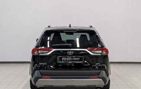 Toyota RAV4, 2020 год, 3 520 000 рублей, 6 фотография