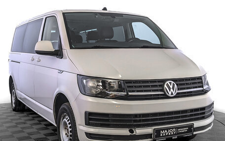 Volkswagen Caravelle T6 рестайлинг, 2019 год, 2 750 000 рублей, 3 фотография