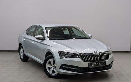 Skoda Superb III рестайлинг, 2022 год, 4 050 000 рублей, 3 фотография