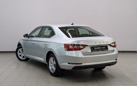 Skoda Superb III рестайлинг, 2022 год, 4 050 000 рублей, 7 фотография