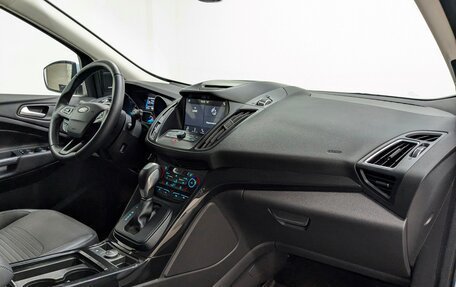 Ford Kuga III, 2018 год, 2 300 000 рублей, 9 фотография