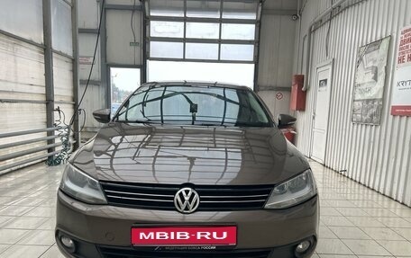 Volkswagen Jetta VI, 2012 год, 850 000 рублей, 1 фотография