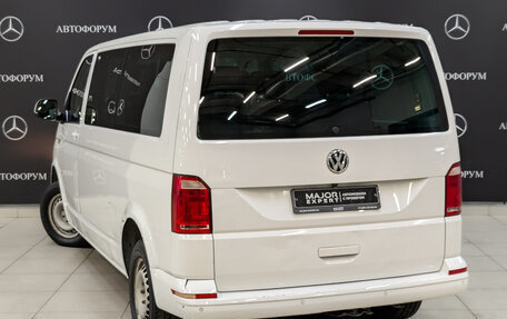 Volkswagen Caravelle T6 рестайлинг, 2019 год, 2 750 000 рублей, 7 фотография