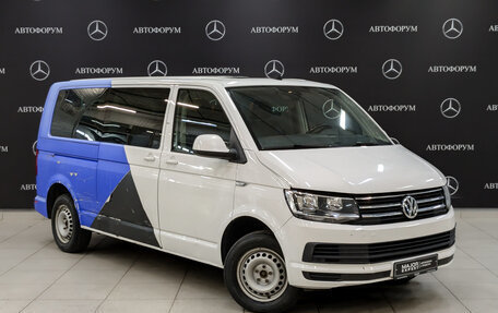 Volkswagen Caravelle T6 рестайлинг, 2019 год, 2 750 000 рублей, 3 фотография