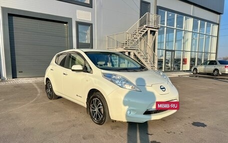 Nissan Leaf I, 2011 год, 699 000 рублей, 8 фотография