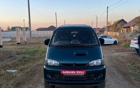 Mitsubishi Delica IV, 1995 год, 1 250 000 рублей, 3 фотография