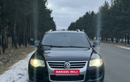 Volkswagen Touareg III, 2008 год, 1 450 000 рублей, 2 фотография