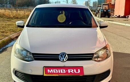 Volkswagen Polo VI (EU Market), 2013 год, 699 000 рублей, 2 фотография