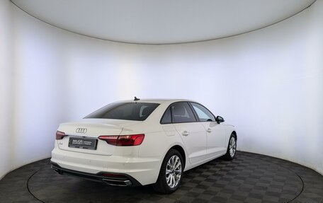 Audi A4, 2021 год, 3 950 000 рублей, 5 фотография