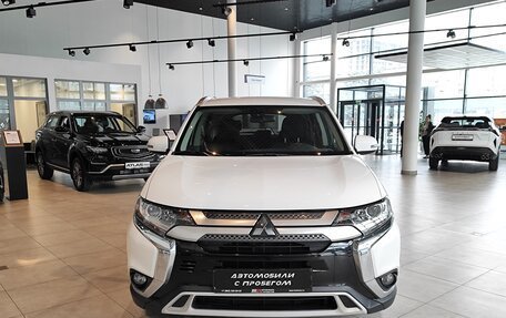 Mitsubishi Outlander III рестайлинг 3, 2019 год, 2 545 000 рублей, 8 фотография