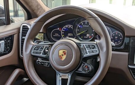 Porsche Cayenne III, 2019 год, 16 000 000 рублей, 17 фотография