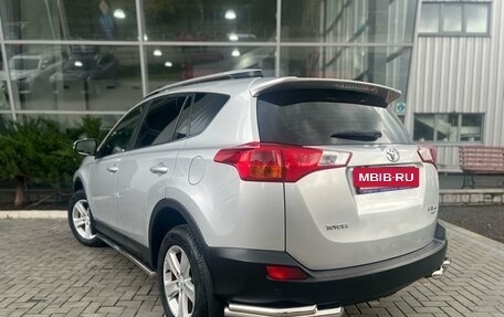 Toyota RAV4, 2014 год, 2 445 000 рублей, 2 фотография