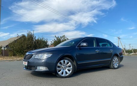 Skoda Superb III рестайлинг, 2008 год, 1 040 000 рублей, 4 фотография