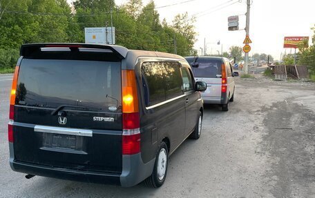 Honda Stepwgn II рестайлинг, 2001 год, 799 900 рублей, 11 фотография