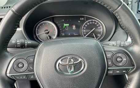 Toyota Venza, 2021 год, 2 915 600 рублей, 5 фотография