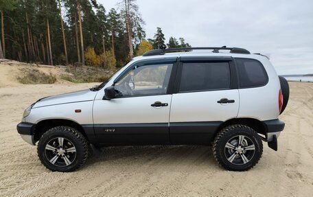 Chevrolet Niva I рестайлинг, 2004 год, 395 000 рублей, 13 фотография