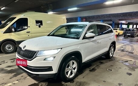 Skoda Kodiaq I, 2021 год, 2 700 000 рублей, 2 фотография