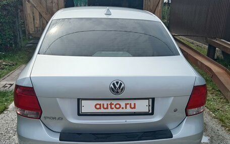 Volkswagen Polo VI (EU Market), 2013 год, 900 000 рублей, 1 фотография