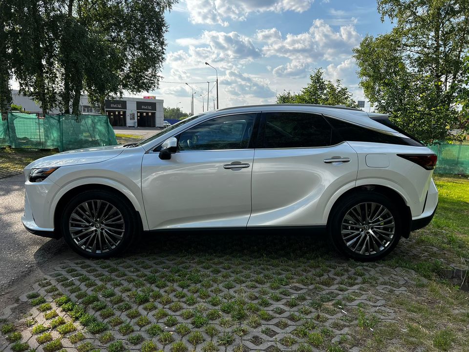 Lexus RX IV рестайлинг, 2024 год, 11 200 000 рублей, 4 фотография