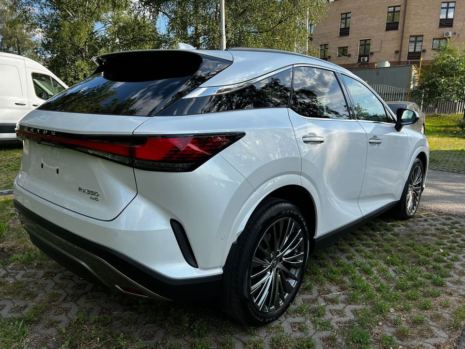 Lexus RX IV рестайлинг, 2024 год, 11 200 000 рублей, 5 фотография