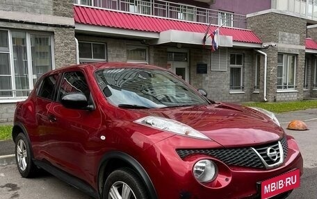 Nissan Juke II, 2011 год, 950 000 рублей, 1 фотография