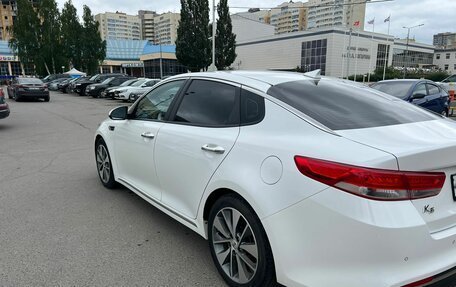 KIA K5 II, 2017 год, 2 100 000 рублей, 5 фотография