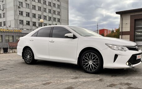 Toyota Camry, 2015 год, 2 200 000 рублей, 5 фотография