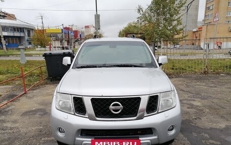 Nissan Pathfinder, 2011 год, 1 350 000 рублей, 10 фотография