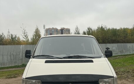 Volkswagen Transporter T4, 1992 год, 340 000 рублей, 1 фотография