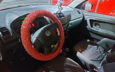 Skoda Fabia II, 2011 год, 675 000 рублей, 3 фотография