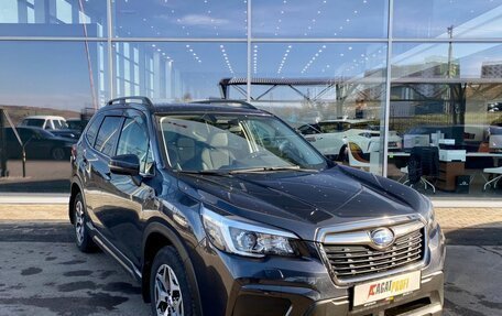 Subaru Forester, 2019 год, 2 990 000 рублей, 3 фотография