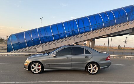 Mercedes-Benz C-Класс, 2004 год, 1 100 000 рублей, 7 фотография