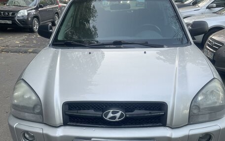 Hyundai Tucson III, 2008 год, 889 999 рублей, 2 фотография