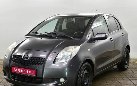 Toyota Yaris III рестайлинг, 2008 год, 650 000 рублей, 1 фотография