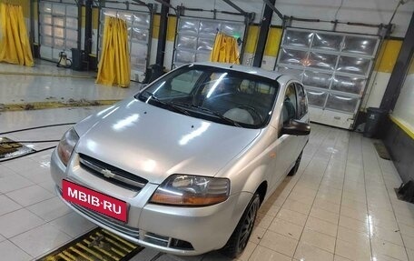 Chevrolet Aveo III, 2004 год, 285 000 рублей, 1 фотография