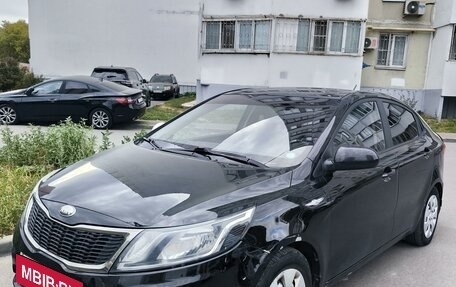 KIA Rio III рестайлинг, 2013 год, 800 000 рублей, 2 фотография