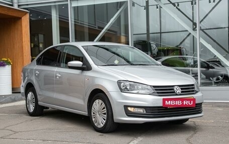 Volkswagen Polo VI (EU Market), 2016 год, 1 033 000 рублей, 3 фотография