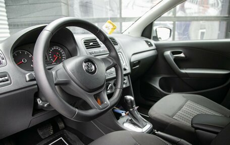 Volkswagen Polo VI (EU Market), 2016 год, 1 033 000 рублей, 10 фотография