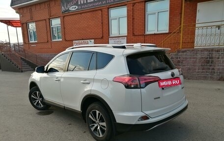 Toyota RAV4, 2017 год, 3 100 000 рублей, 3 фотография