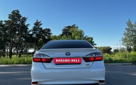 Toyota Camry, 2015 год, 2 270 000 рублей, 2 фотография