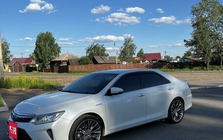 Toyota Camry, 2015 год, 2 270 000 рублей, 4 фотография