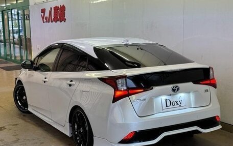 Toyota Prius IV XW50, 2020 год, 2 600 888 рублей, 3 фотография