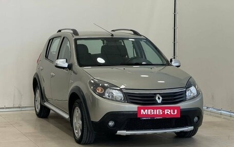 Renault Sandero I, 2012 год, 705 000 рублей, 2 фотография