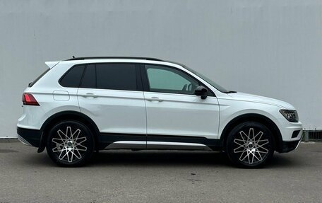 Volkswagen Tiguan II, 2020 год, 2 700 000 рублей, 4 фотография